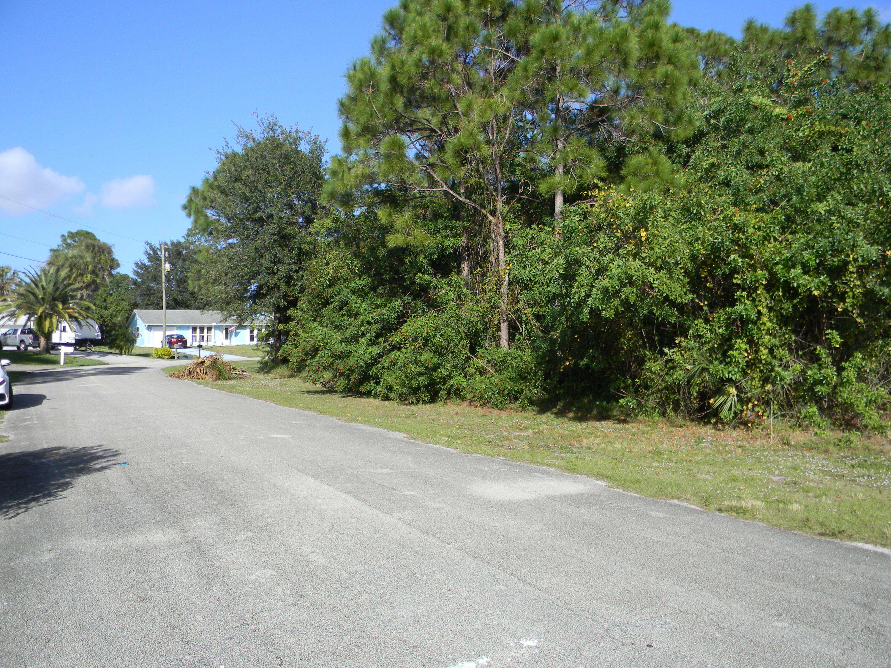 642 Southwest Jada Road Port St. Lucie, FL 34953 - Photo 3 of 6 DSCN0220