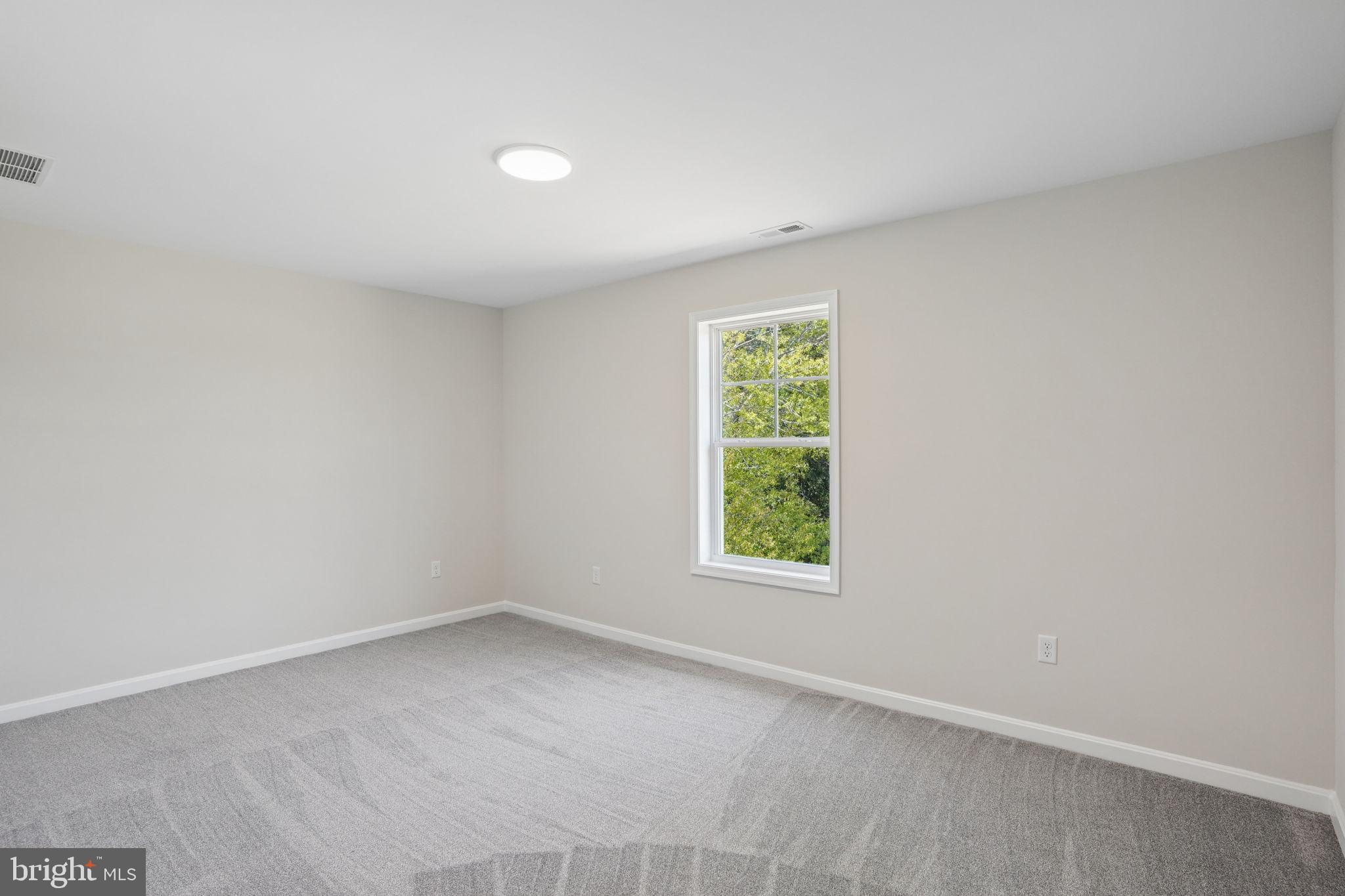 1335 North Little Creek Road Dover, DE 19901 - Photo 34 of 40 Guest Bedroom