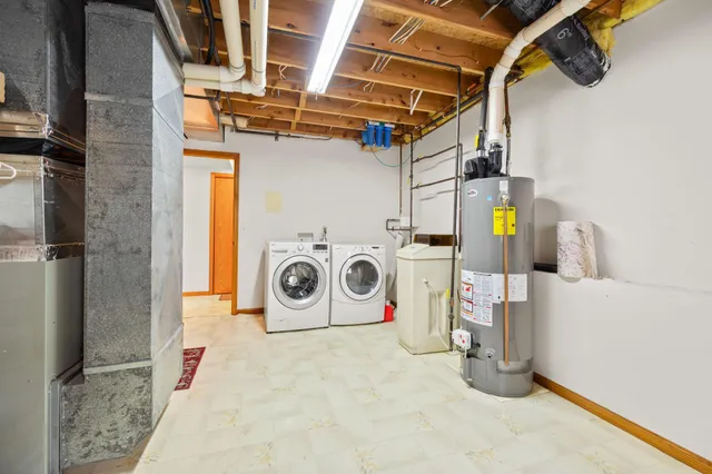 $259,900 | 493 California Street Northwest, Hutchinson, MN 55350