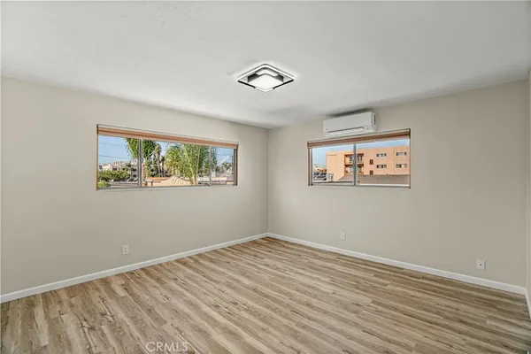 $439,000 | 401 West 5th Street, Unit 3B, Long Beach, CA 90802