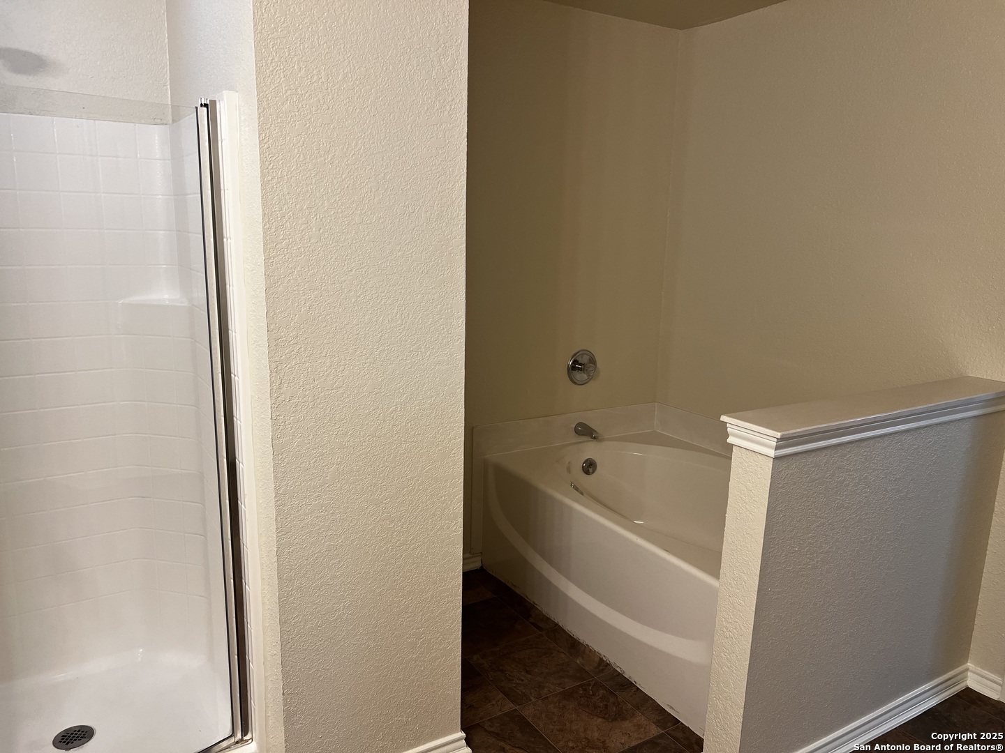 12610 Point Sound San Antonio, TX 78253 - Photo 33 of 39 a bathroom with a tub and shower