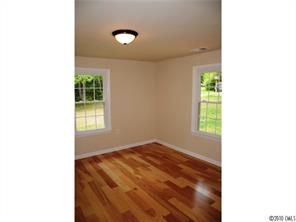 1013 Calloway Road Lincolnton, NC 28092 - Photo 5 of 16 Gallery Image 5