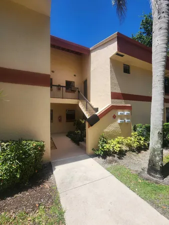 $275,000 | 4106 Carambola Circle South, Unit 2107, Coconut Creek, FL 33066