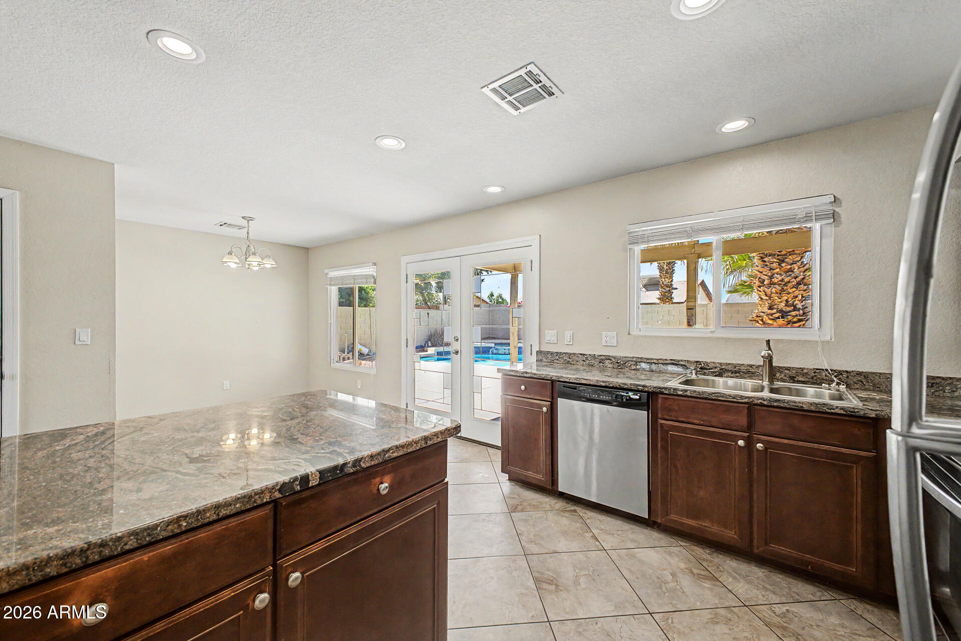 6325 West Del Rio Street Chandler, AZ 85226 - Photo 10 of 28 West Del Rio 6325