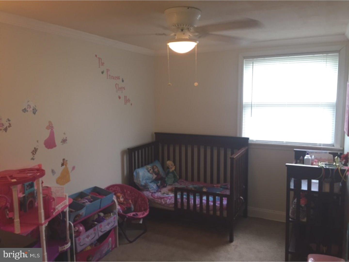 953 Grant Road Folcroft, PA 19032 - Photo 5 of 14
