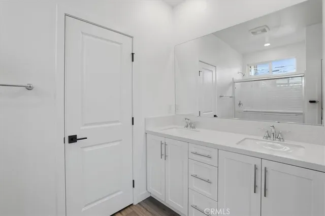 $718,947 | 27321 Bear Creek Lane, Valencia, CA 91381