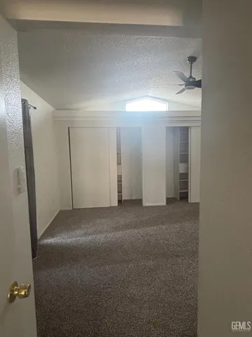 a view of a livingroom with an empty space