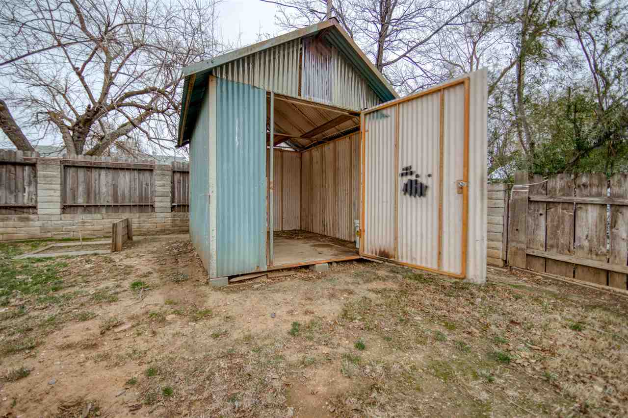 1920 Luning Street Red Bluff, CA 96080 - Photo 8 of 36
