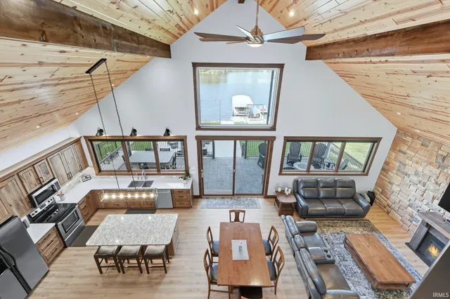 $775,000 | 2360 South 390 West, Pleasant Lake, IN 46779