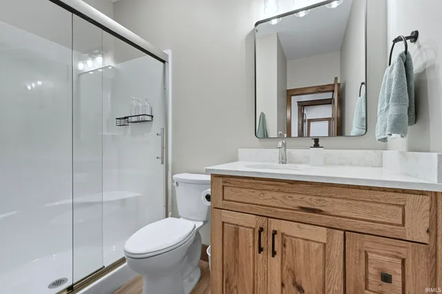 $775,000 | 2360 South 390 West, Pleasant Lake, IN 46779