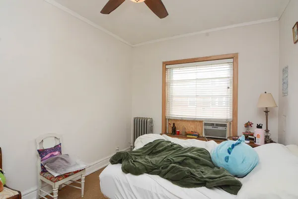 $2,200 | 1400 West Rosemont Avenue, Unit 1, Chicago, IL 60660