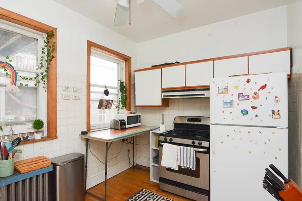 $2,200 | 1400 West Rosemont Avenue, Unit 1, Chicago, IL 60660