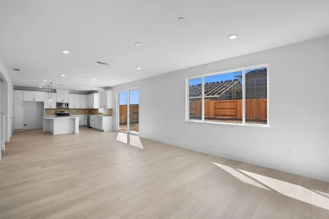 $689,999 | 7724 Congaree Way, Sacramento, CA 95829