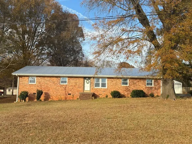 $299,900 | 711 Hillbrook Circle, Pacolet, SC 29372