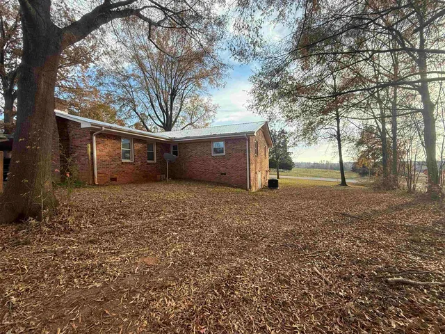 $299,900 | 711 Hillbrook Circle, Pacolet, SC 29372