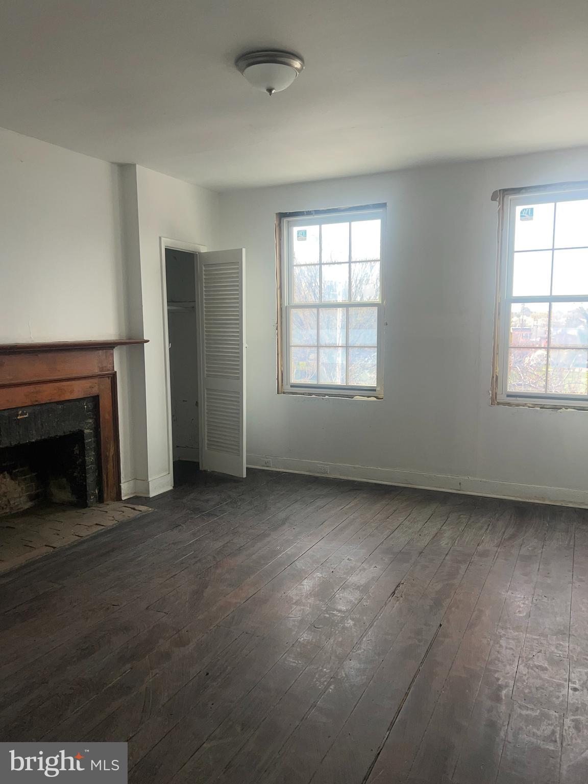 623 North Paca Street Baltimore, MD 21201 - Photo 8 of 12 BEDROOM