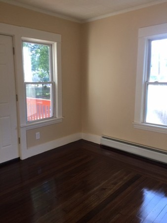 23 Newman Street Springfield, MA 01105 - Photo 5 of 16