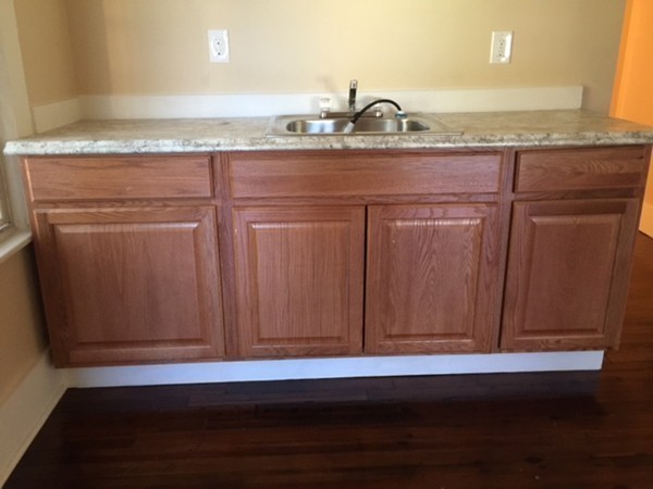 23 Newman Street Springfield, MA 01105 - Photo 10 of 16