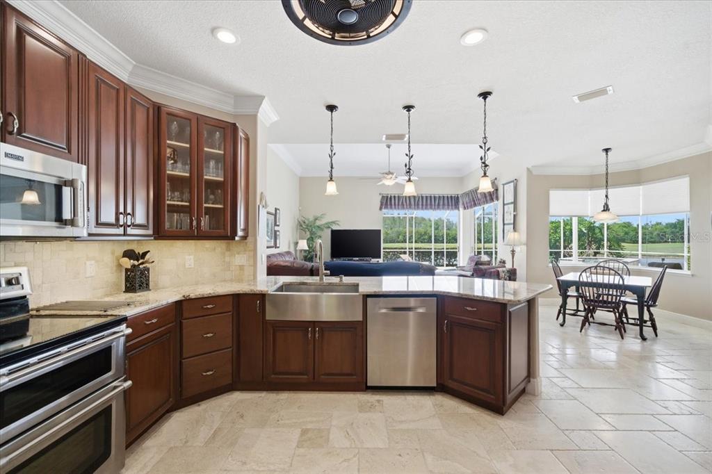 4317 Beau Rivage Circle Lutz, FL 33558 - Photo 26 of 70