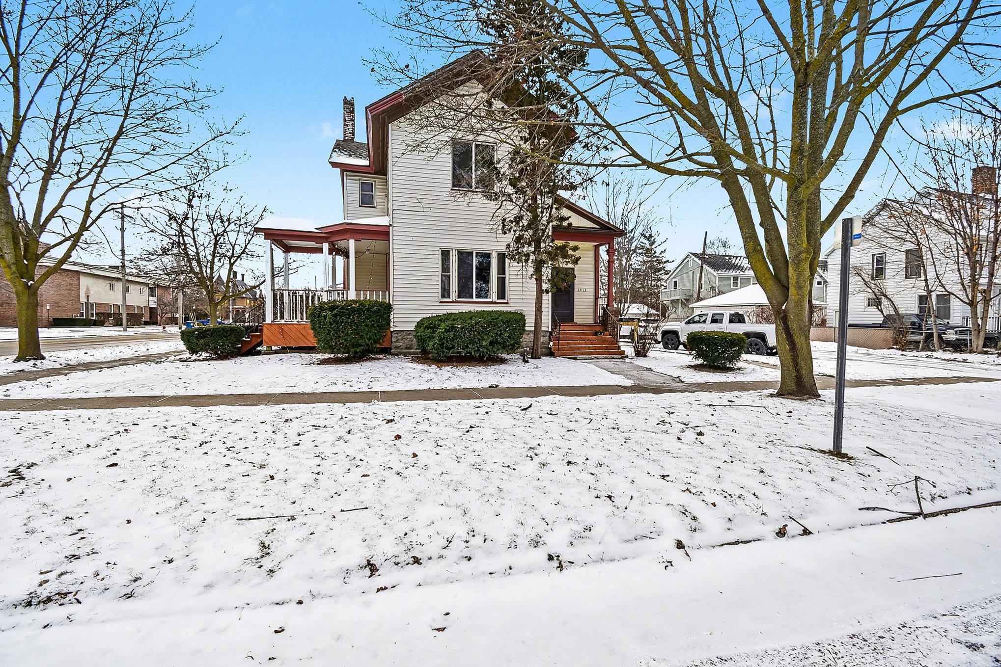 1312 5th Street, Unit 3 Bay City, MI 48708 - Photo 3 of 15