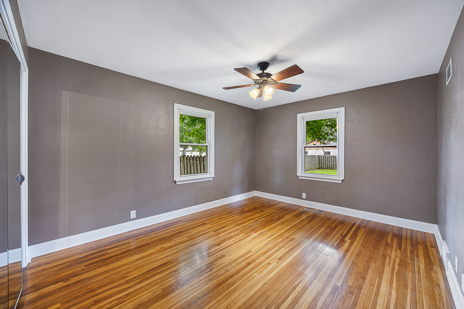 1005 North Walnut Street Normal, IL 61761 - Photo 11 of 37