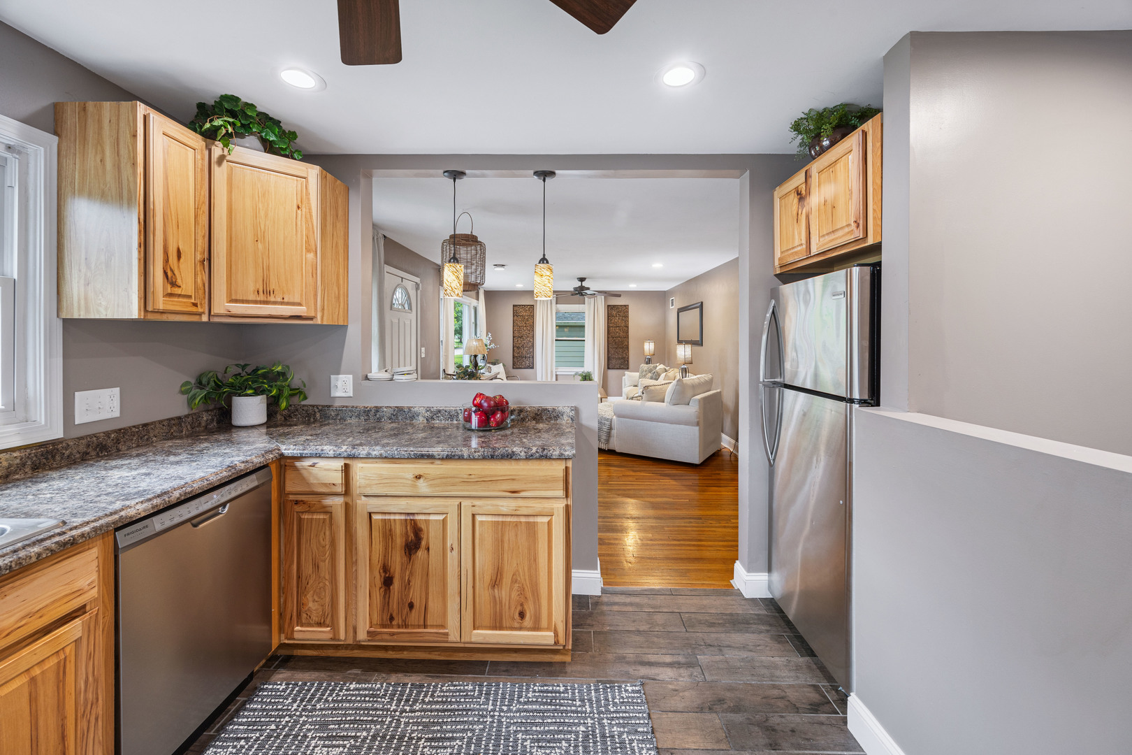 1005 North Walnut Street Normal, IL 61761 - Photo 10 of 37