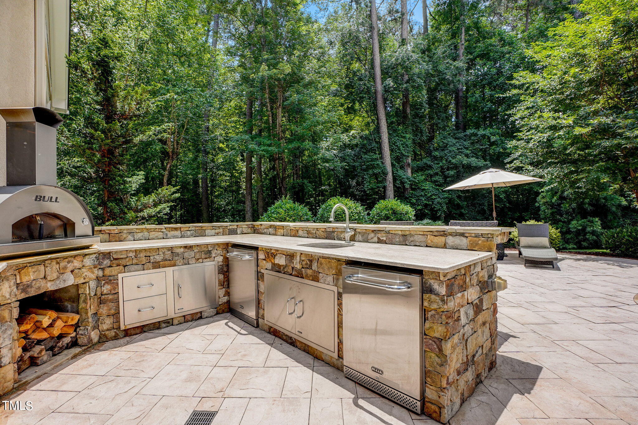 5101 Roseland Court Raleigh, NC 27613 - Photo 6 of 71 Outdoor kitchen (2)