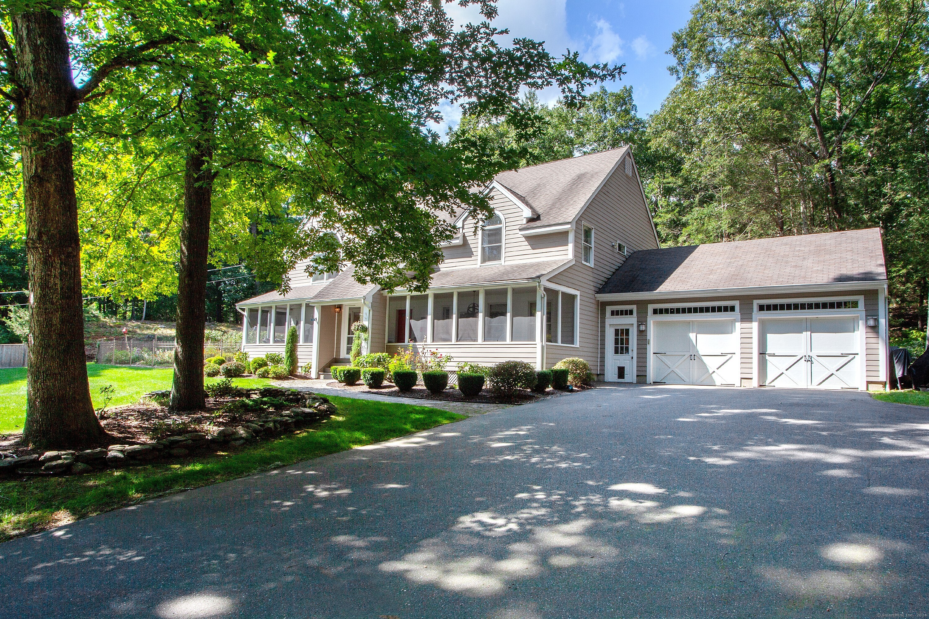 94 West Simsbury Road Canton, CT 06019 - Photo 1 of 1