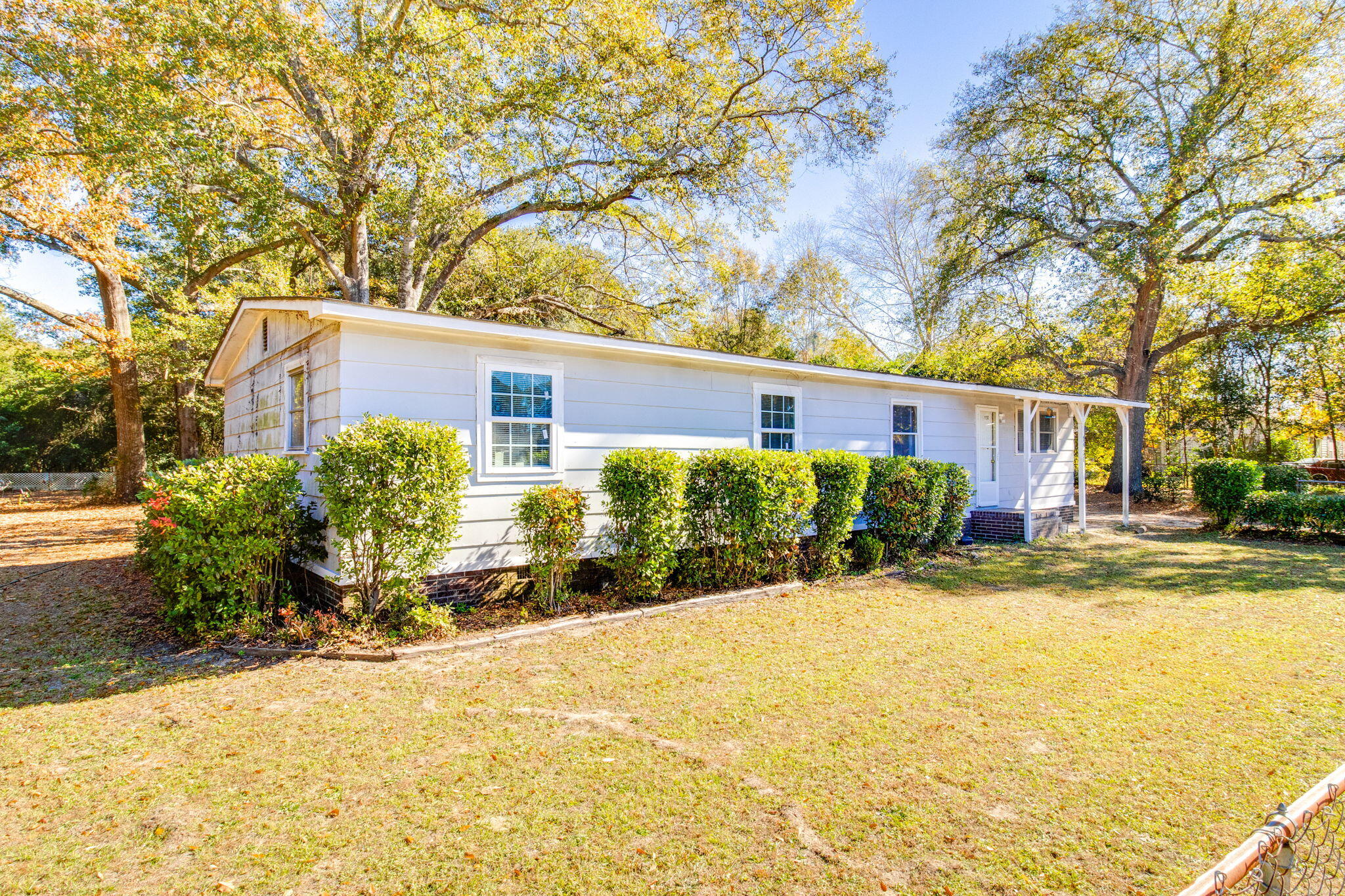 1130 Floyd Drive Sumter, SC 29154 - Photo 3 of 36