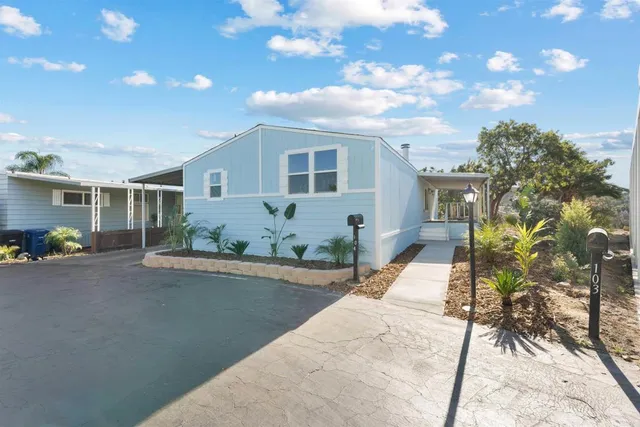 $275,000 | 13162 Highway 8 Business, Unit 104, El Cajon, CA 92021