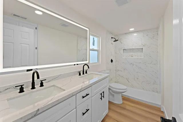 $275,000 | 13162 Highway 8 Business, Unit 104, El Cajon, CA 92021