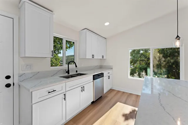 $275,000 | 13162 Highway 8 Business, Unit 104, El Cajon, CA 92021