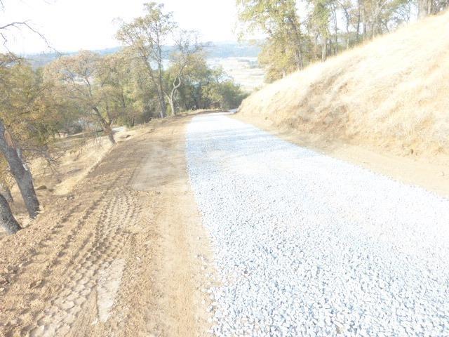 1 A Rattlesnake Bar Road Cool, CA 95614 - Photo 9 of 25 a view of a yard with wooden fence
