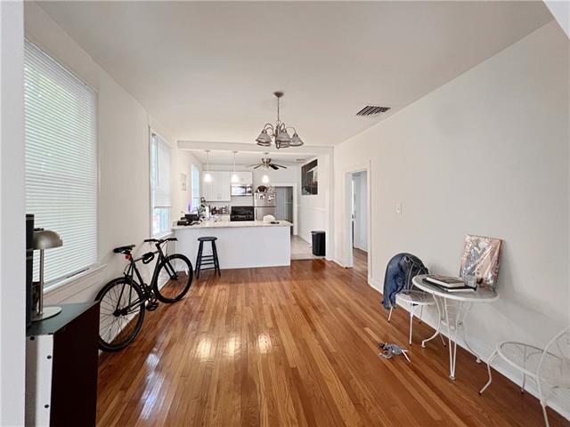 2016 South Rendon Street New Orleans, LA 70125 - Photo 3 of 12