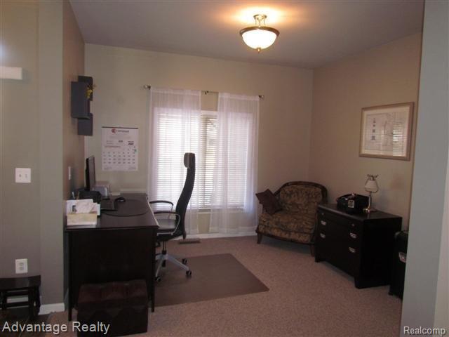 den office (Small).jpg