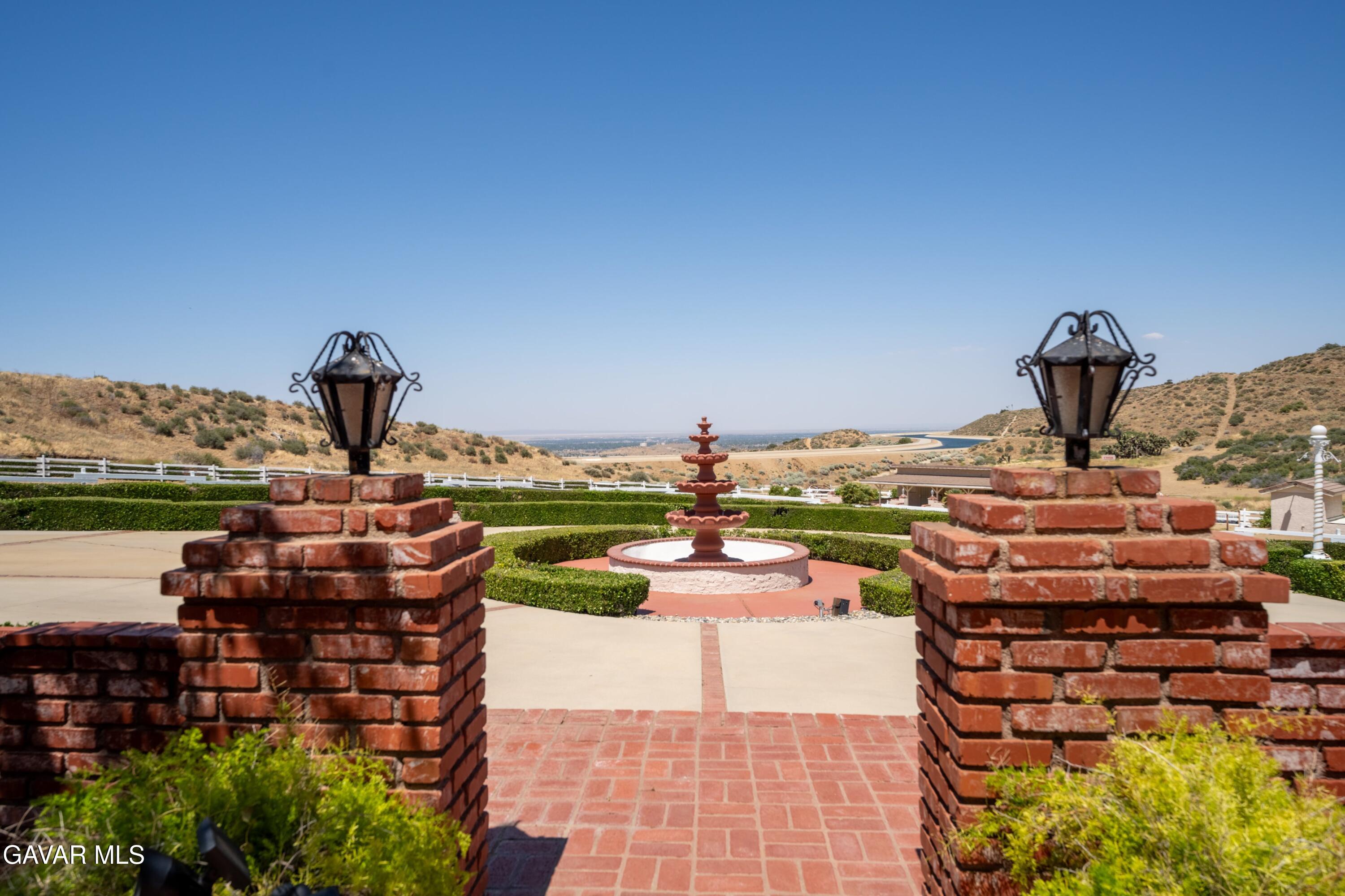 5801 Hacienda Ranch Road Palmdale, CA 93551 - Photo 14 of 69 04-JYP06277-HDR