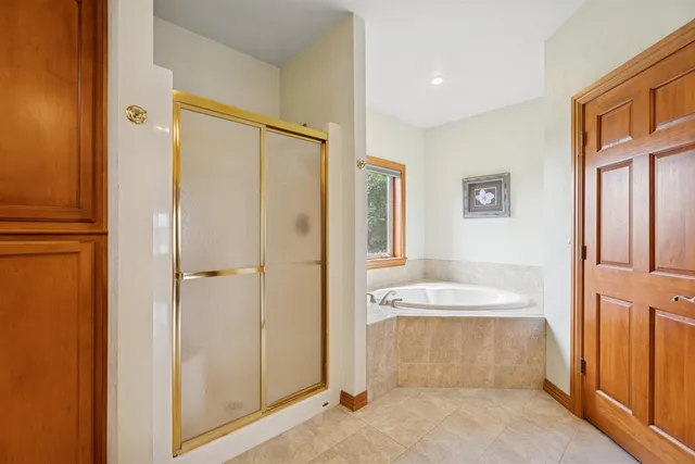 $625,000 | 1625 Symphony Heights, Green Bay, WI 54311