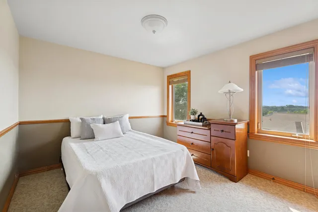 $625,000 | 1625 Symphony Heights, Green Bay, WI 54311