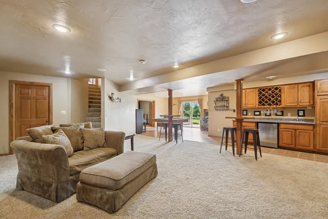 $625,000 | 1625 Symphony Heights, Green Bay, WI 54311