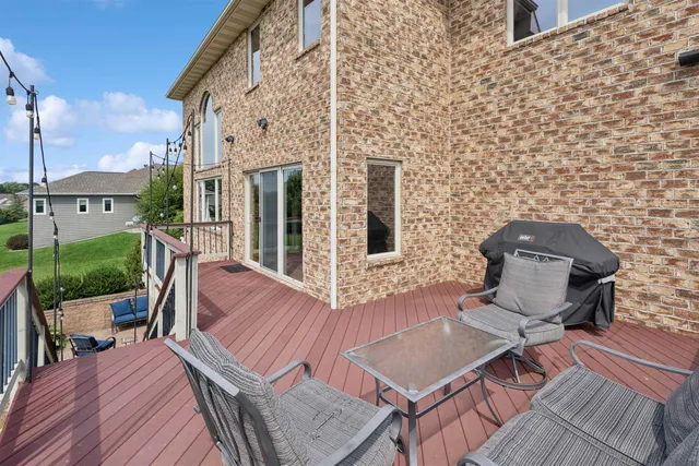 $625,000 | 1625 Symphony Heights, Green Bay, WI 54311