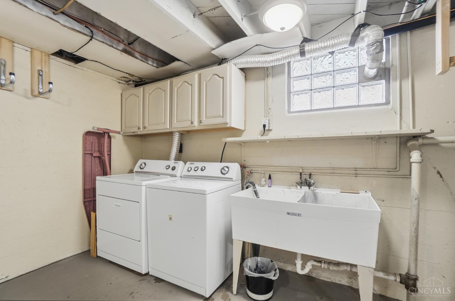 3863 Homewood Road Cincinnati, OH 45227 - Photo 36 of 44