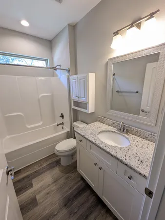 $2,520 | 3135 Hickory Street, Navarre, FL 32566