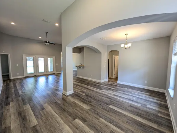 $2,520 | 3135 Hickory Street, Navarre, FL 32566