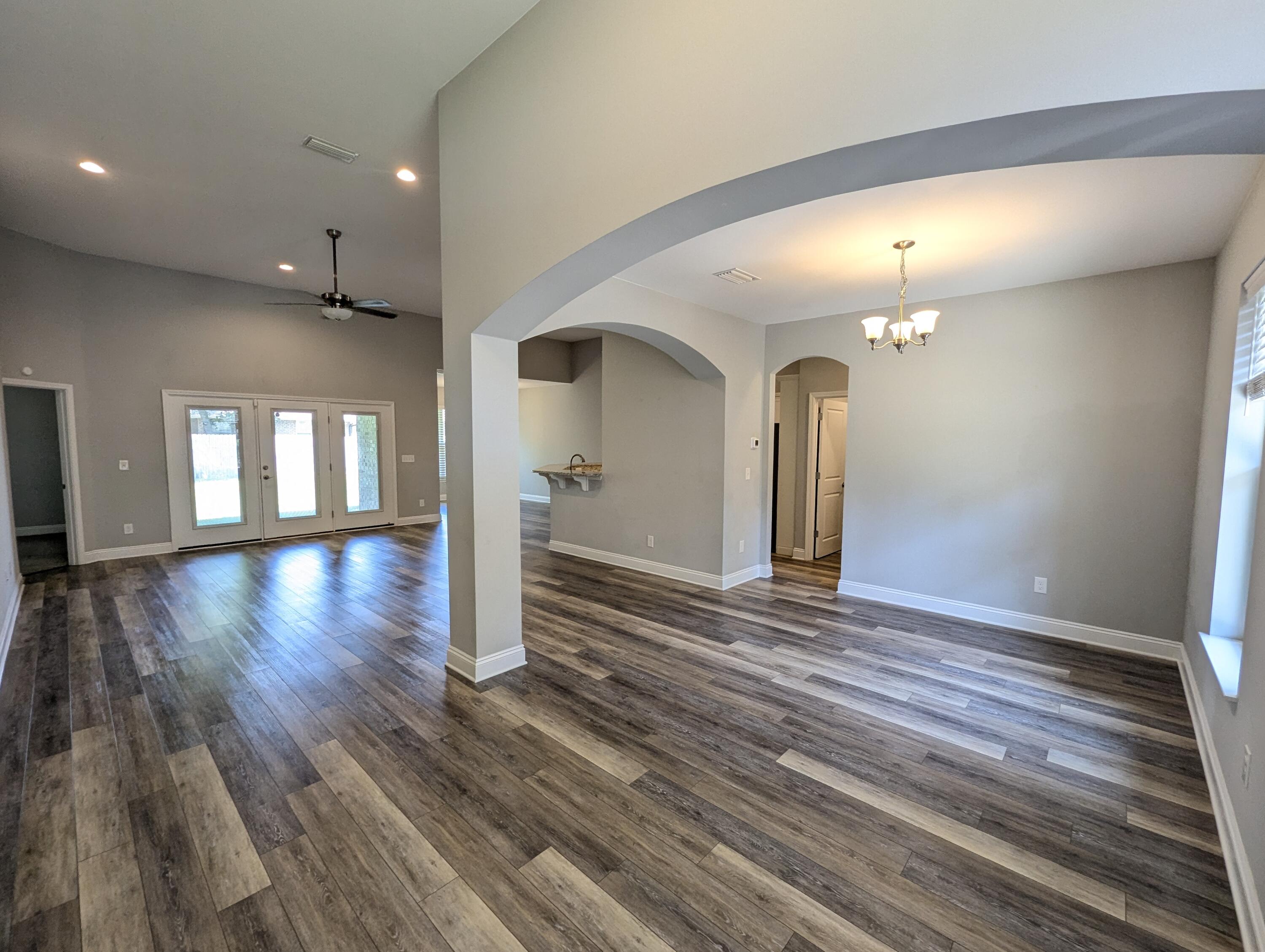 3135 Hickory Street Navarre, FL 32566 - Photo 2 of 32