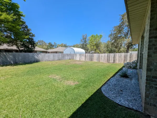 $2,520 | 3135 Hickory Street, Navarre, FL 32566