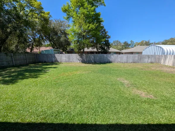 $2,520 | 3135 Hickory Street, Navarre, FL 32566