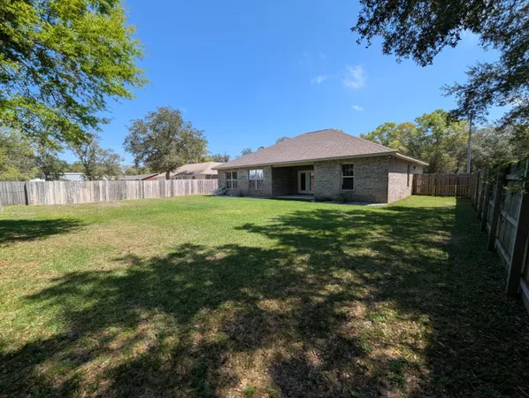 $2,520 | 3135 Hickory Street, Navarre, FL 32566