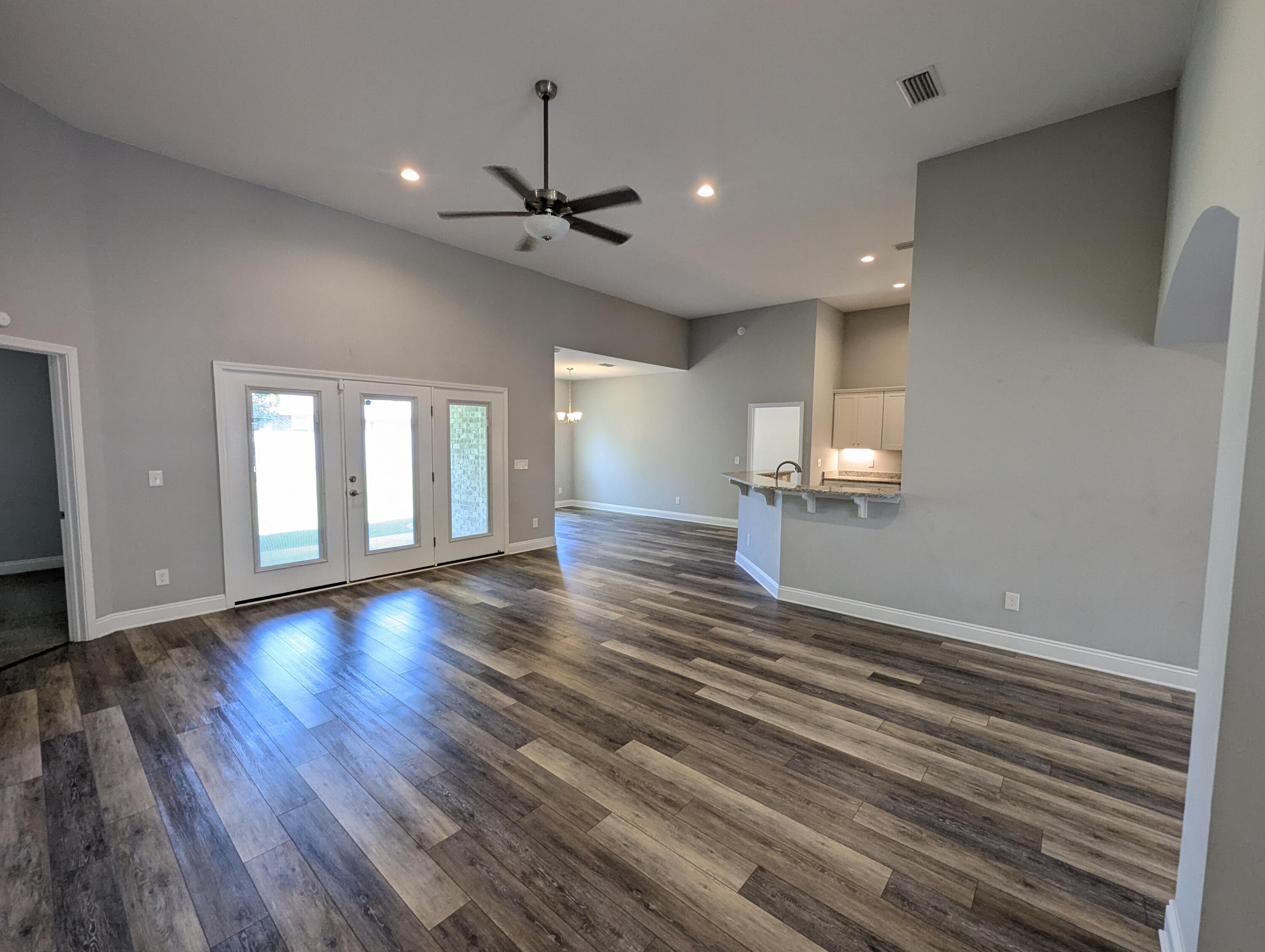 3135 Hickory Street Navarre, FL 32566 - Photo 6 of 32