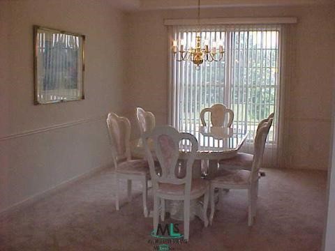 1981 East Beaver Rochester, MI 48307 - Photo 2 of 9 796695-1.JPG