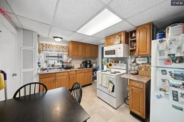 $799,900 | 2 Clifford Street, Middleboro, MA 02346